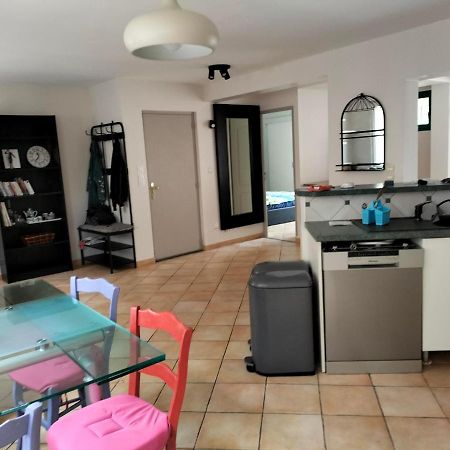 Appartement Au Centre Ville Avec Un Beau Jardin Prive Lannion Kültér fotó