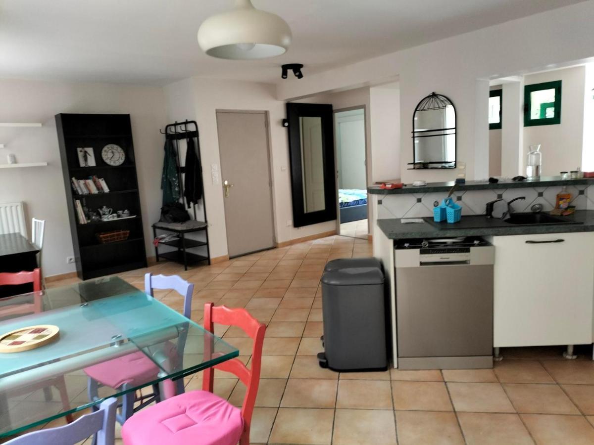 Appartement Au Centre Ville Avec Un Beau Jardin Prive Lannion Kültér fotó