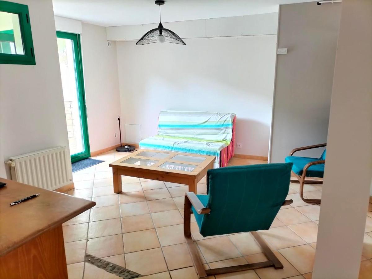 Appartement Au Centre Ville Avec Un Beau Jardin Prive Lannion Kültér fotó